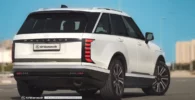 SUV Hyundai Palisade, color blanco, estacionada en exterior.