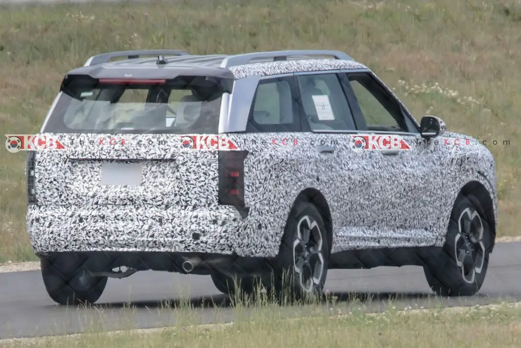 hyundai palisade lx3 loses camouflage 2