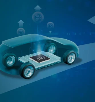 Representación de un automóvil eléctrico con sistema de gestión de baterías (BMS).