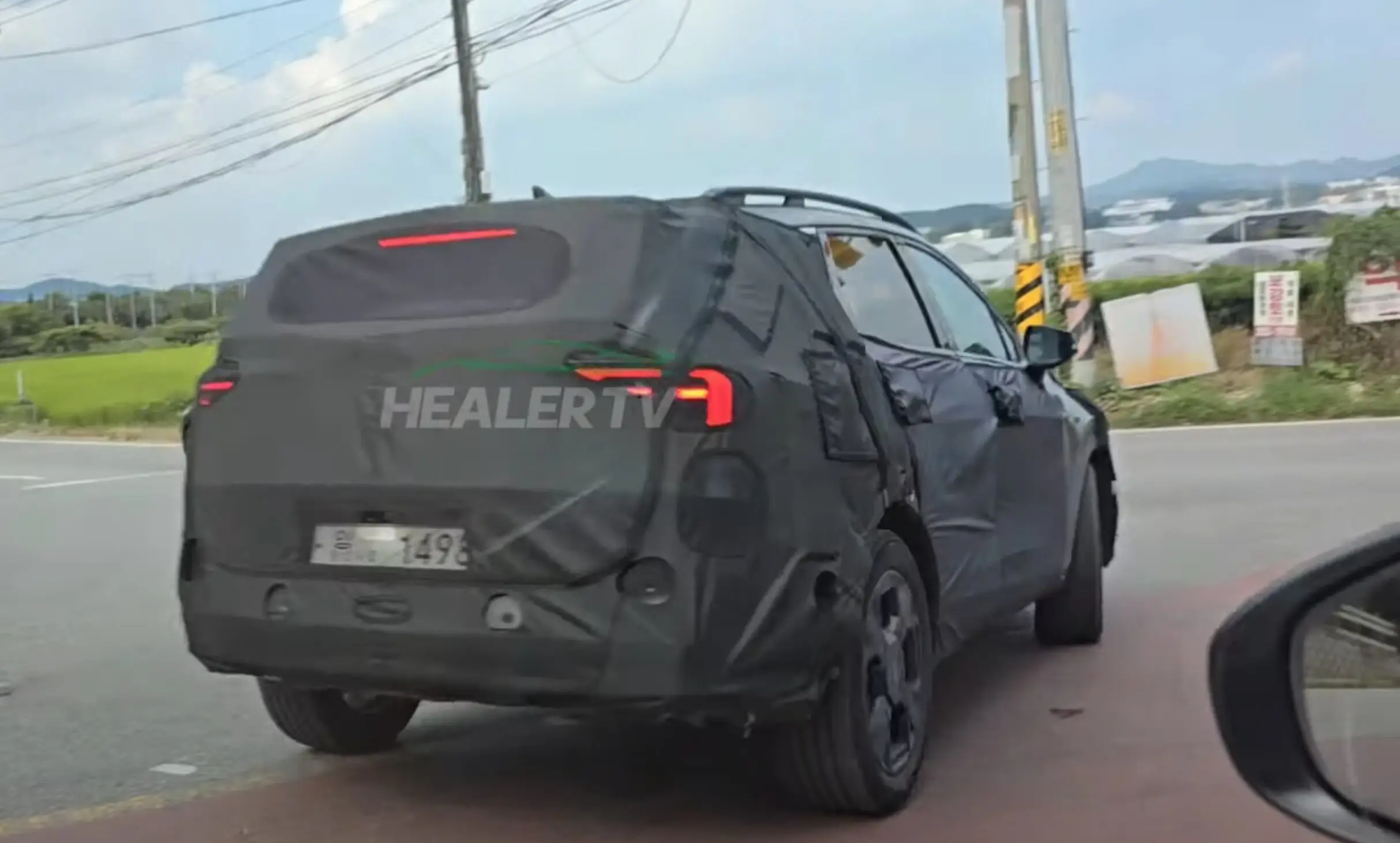 kia sportage x pro facelift spied 2