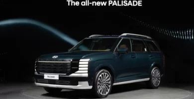 SUV moderna y elegante, nueva Palisade destacada en presentación.